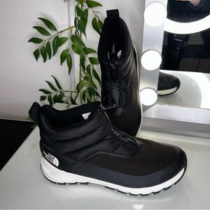 ⛄️ The North Face Thermoball Progressive Zip Waterproof Boots ❄️